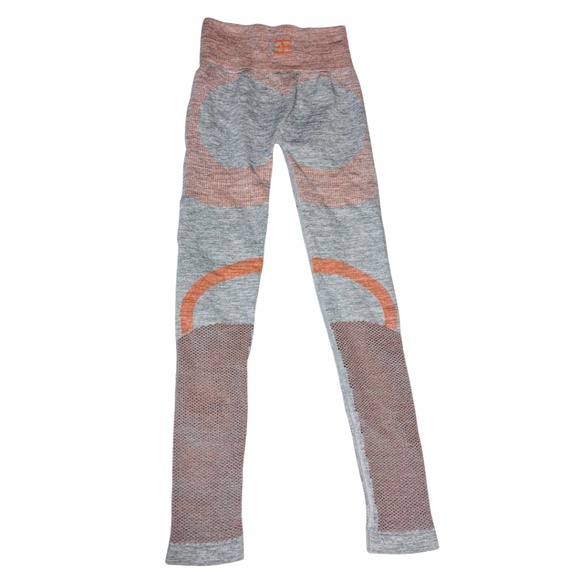 Engineered Life Activewear Set - Picture 9 of 10